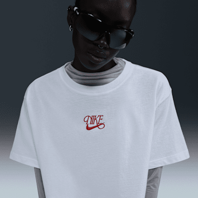 ★★Nike★★ Sportswear Loose Short Sleeve Crop T-Shirt W Bl Nike Sportswear Women's Short-Sleeve Cropped T-Shirt. Nike IL